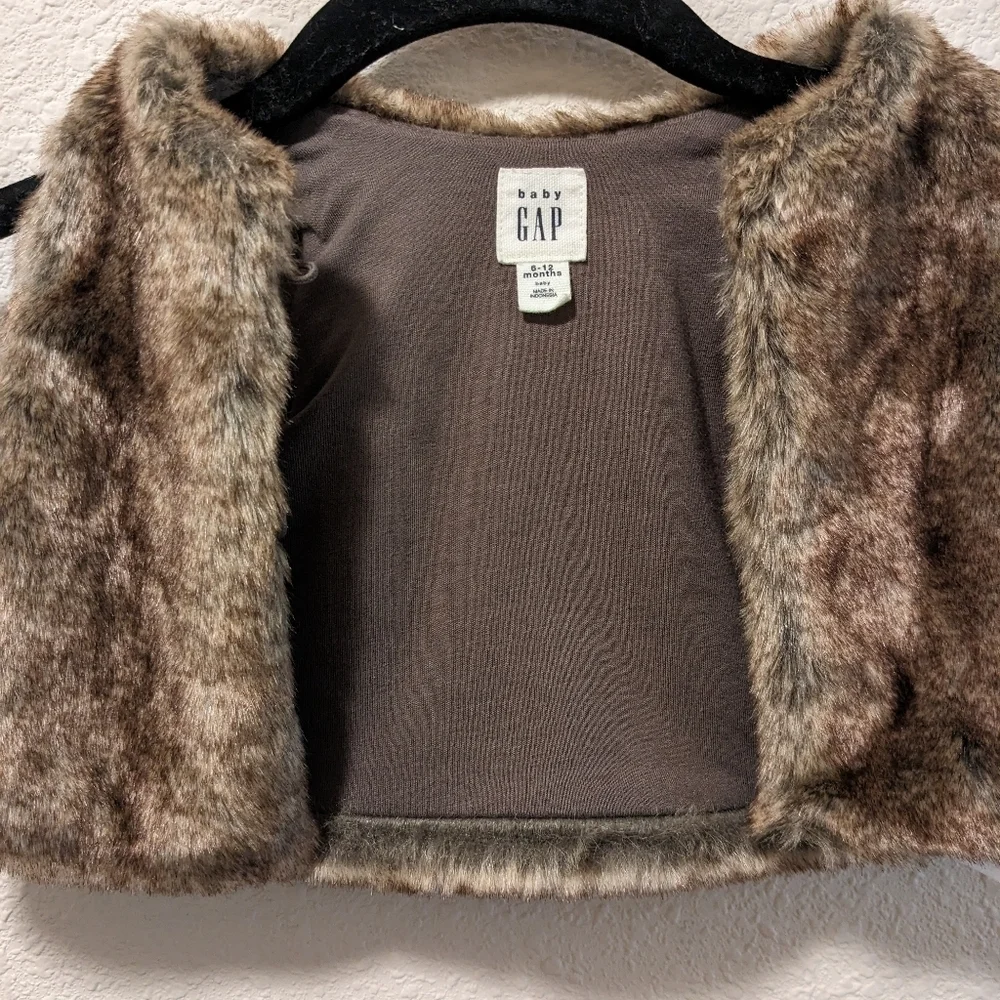 Gap Baby 6-12 Months Brown Faux Fur Vest Layering Winter
